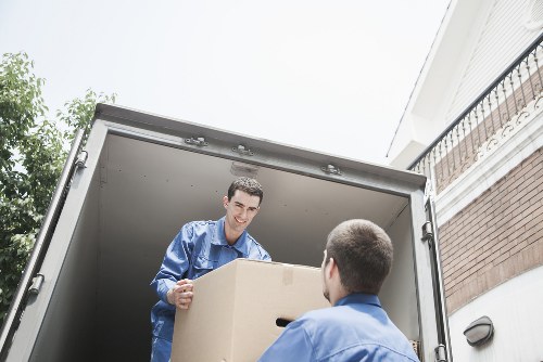 Flexible storage options for homes and businesses in Holloway